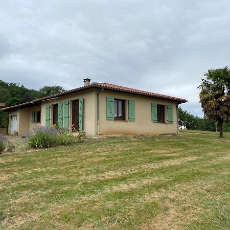 Maison En Campagne Avec Vue Sur Les Pyrenees Estampes Екстер'єр фото