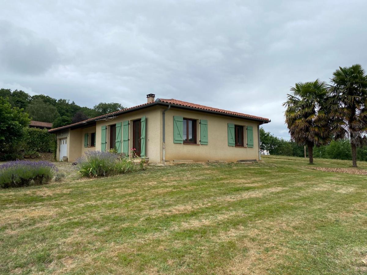 Maison En Campagne Avec Vue Sur Les Pyrenees Estampes Екстер'єр фото